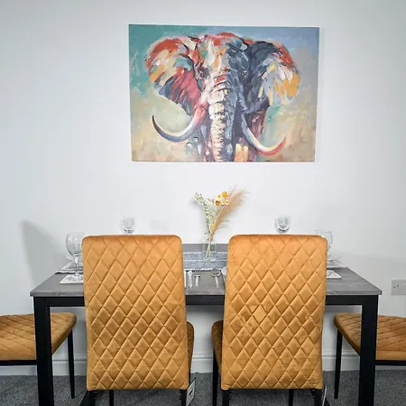 Relax @ Southfield 3*