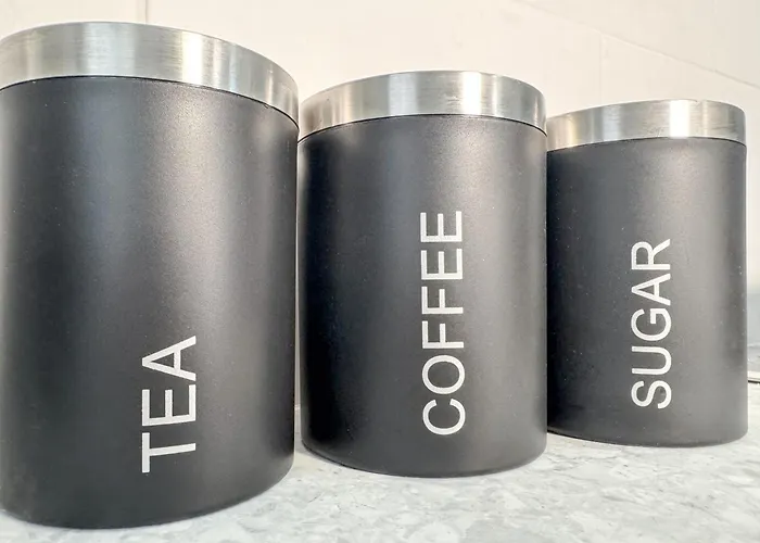 Relax @ Southfield 3*